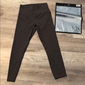 Brand New Virus high waisted 7/8 leggings!